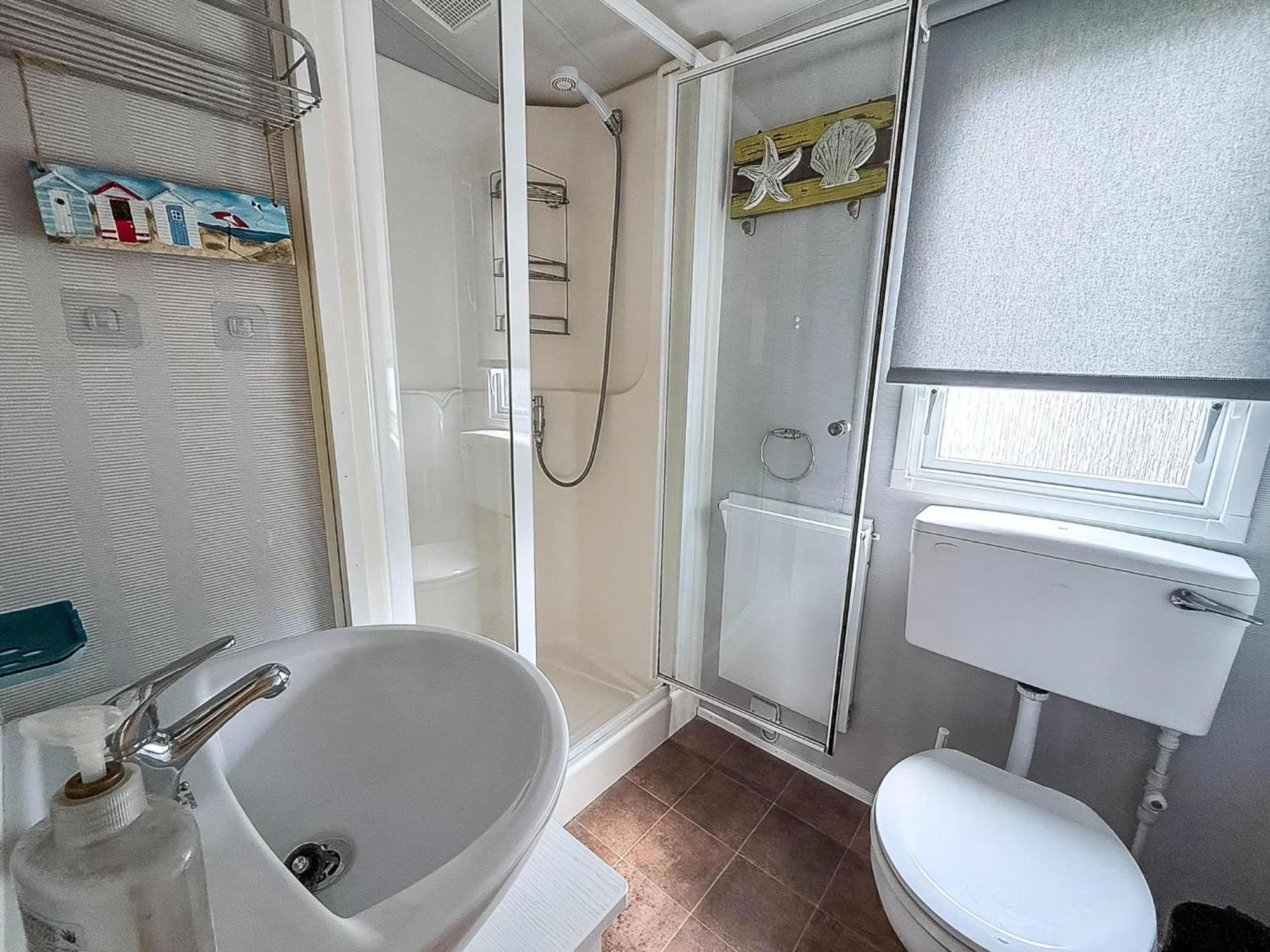 Lovely 8 Berth Caravan At California Cliffs Holiday Park In Norfolk Ref 50053C 大雅茅斯 外观 照片